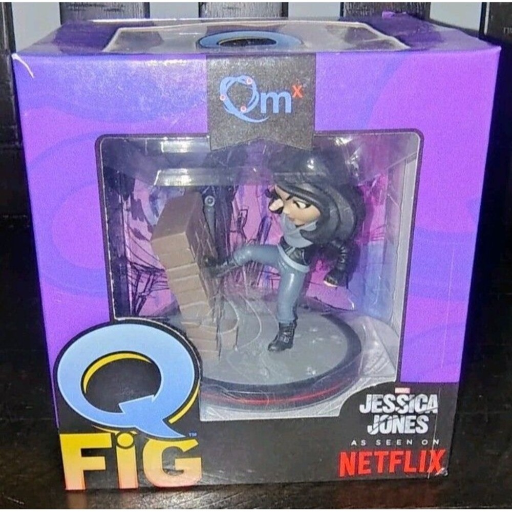 Quantum Mechanix Q-Fig Vinyl Figure Jessica Jones Loot Crate Exclusive Collect